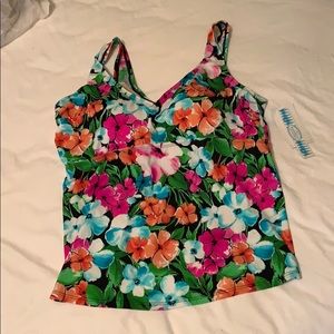 NWT floral swimsuit top